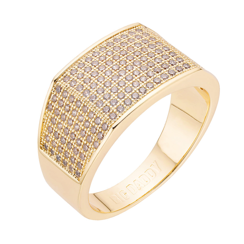 خاتم ماسي مرصع بالألماس بتصميم المصارع الكبير دادي