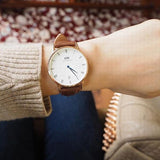 ساعة دانيال ويلينغتون دابر سانت ماوز الرجالية الذهبية مقاس 38 مم DW00100091