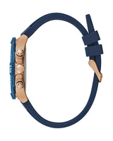 ساعة Guess كرونوغراف ذهبية وردية اللون بسوار سيليكون للرجال GW0211G4